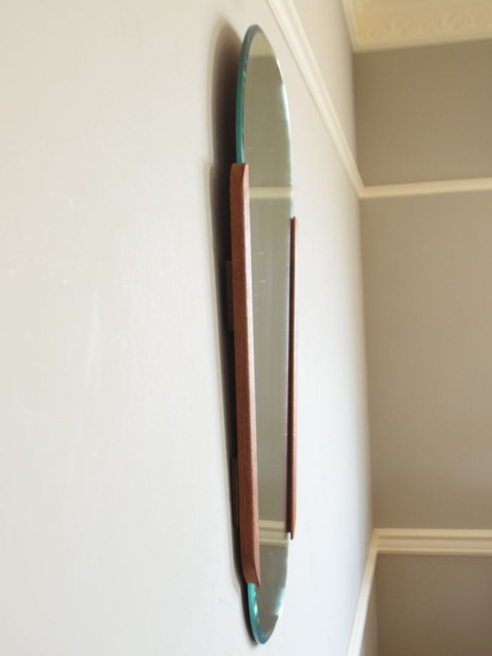 アンティークミラーの側面