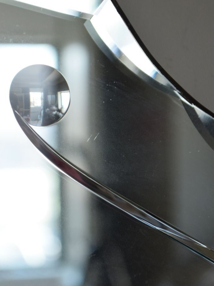 英国アンティークの美しい鏡