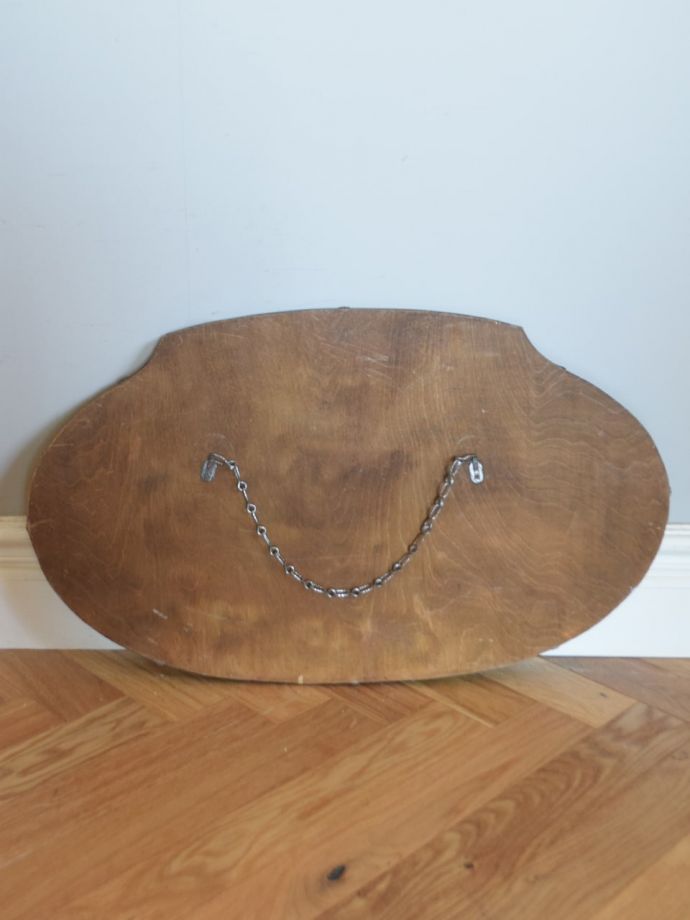 アンティークの鏡の裏