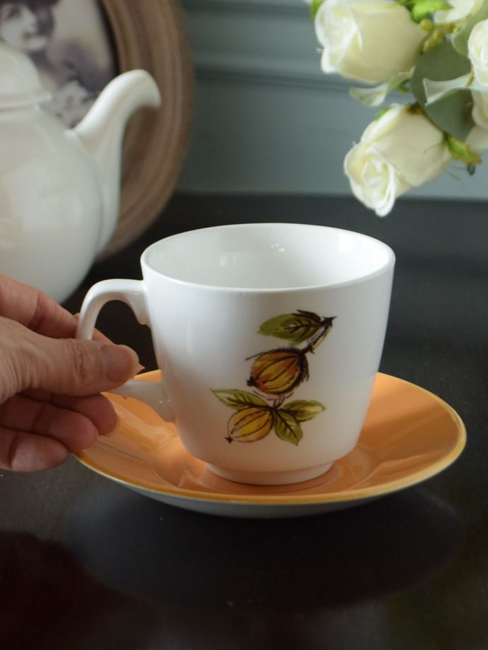 イギリスのカップ&ソーサー