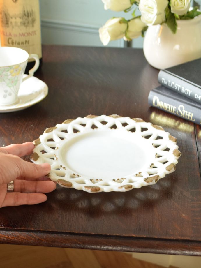 便利に使えるアンティークガラスの食器