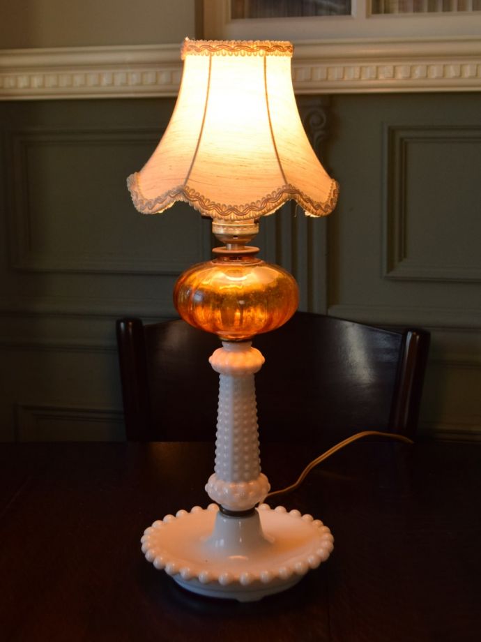 アンティークの照明、テーブルランプ