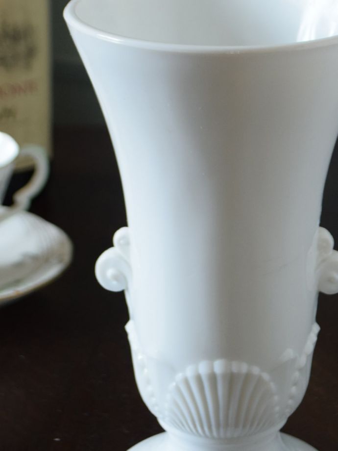 アンティークガラスの雑貨、フラワーベース