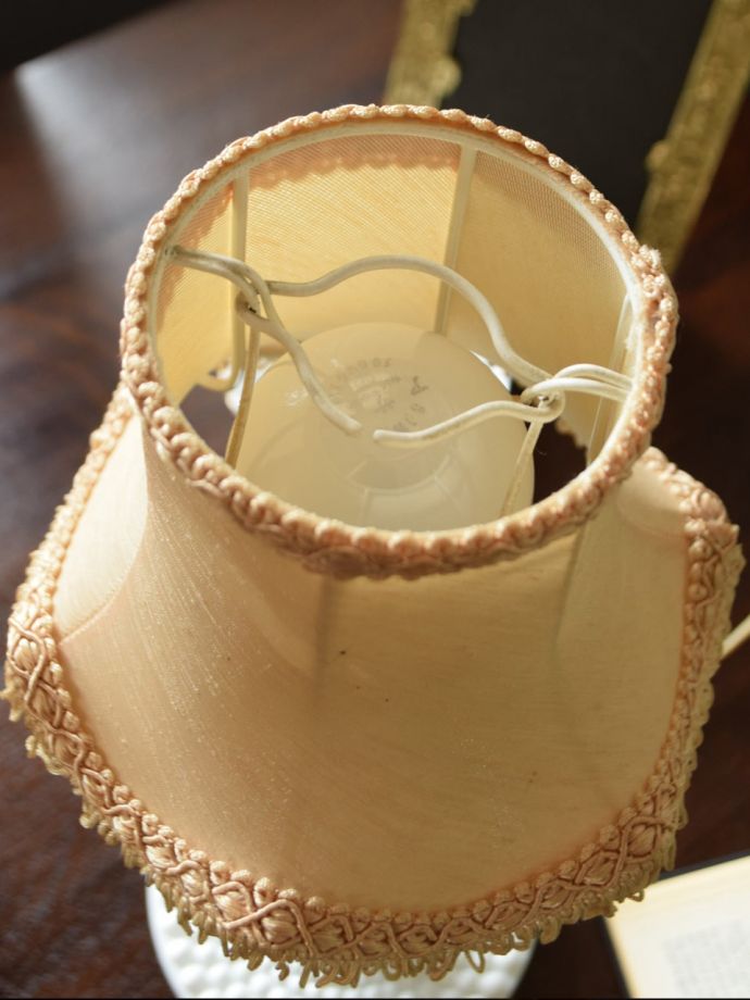 ホルダータイプのシェードです。