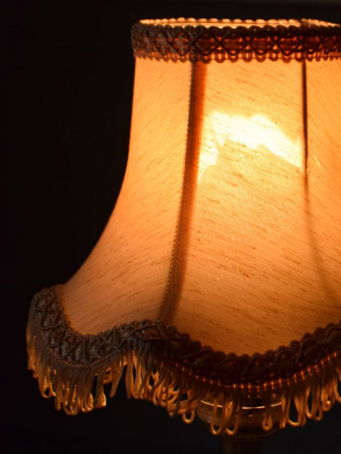 大切に使い続けられたオリジナルのシェード