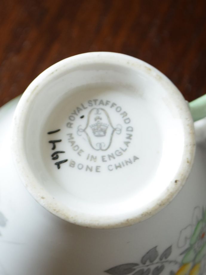 ロイヤルスタッフォードのバックスタンプ