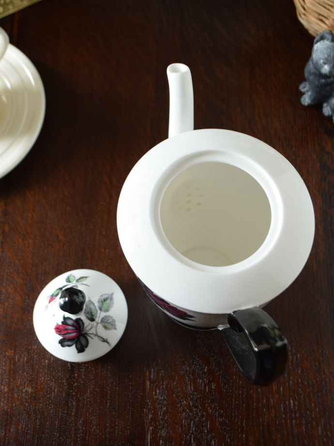 英国アンティークのおしゃれな食器