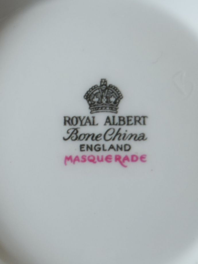 ロイヤルアルバートのバックスタンプ