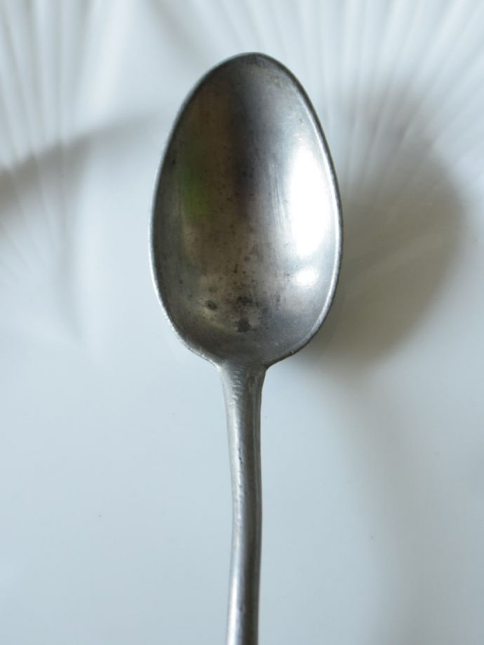 ピューターのカトラリー