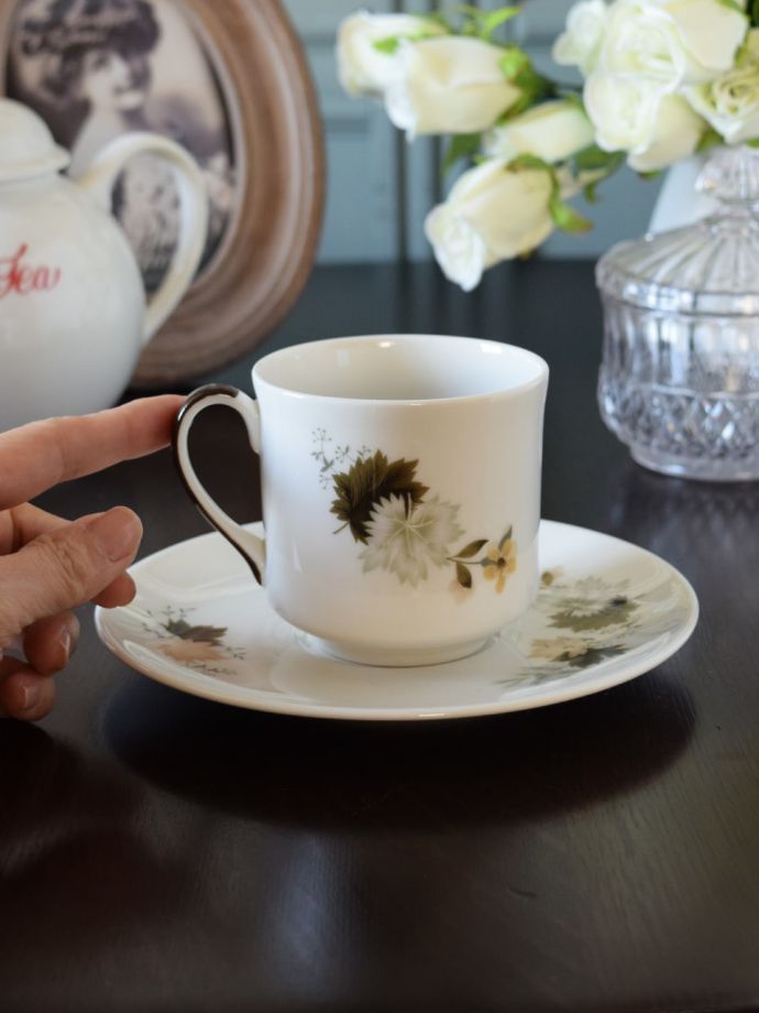 イギリスのカップ&ソーサー