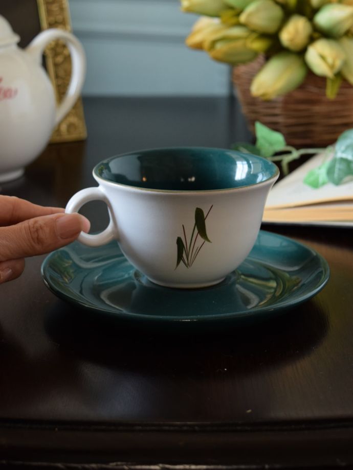 イギリスのカップ&ソーサー