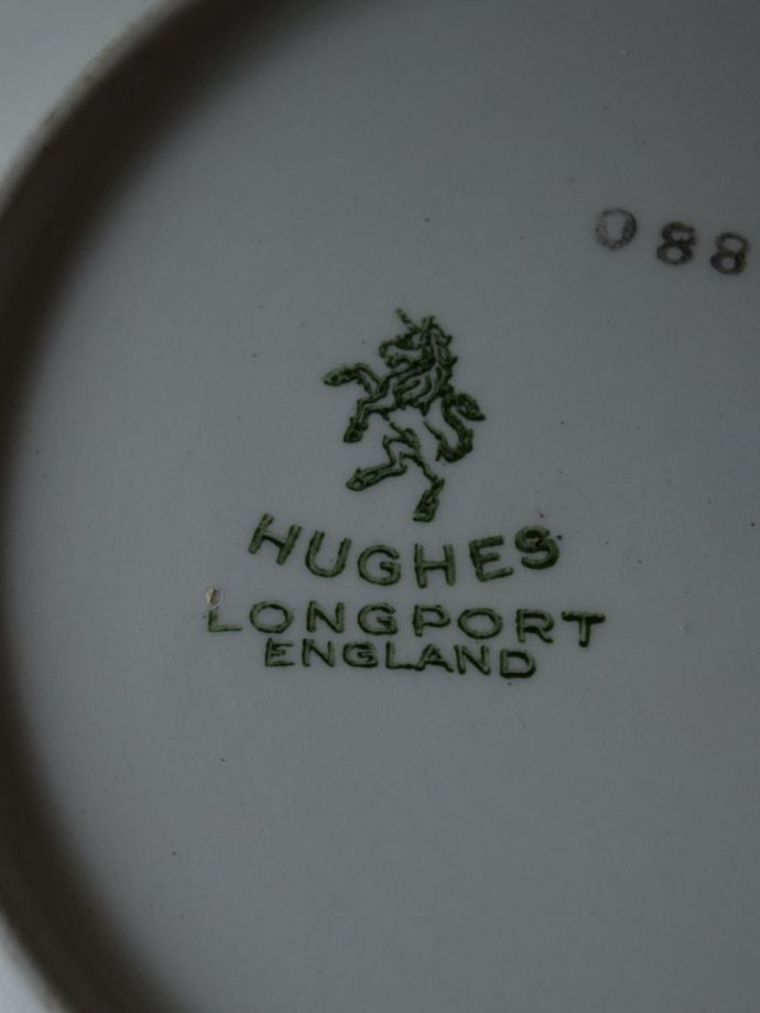 HUGHESのバックスタンプ