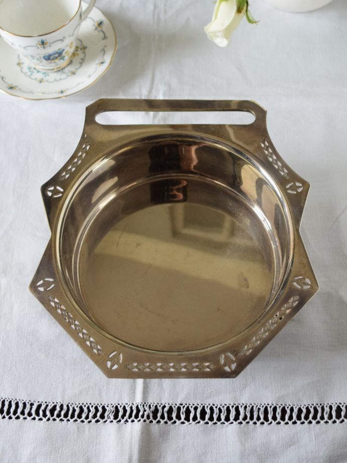 イギリスのシルバープレート