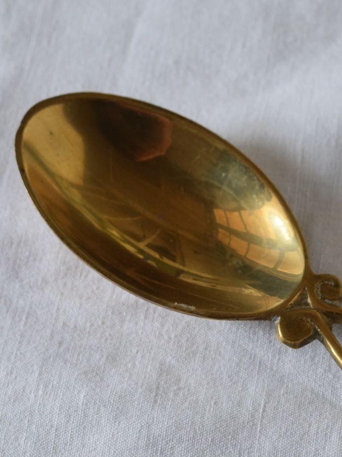 アンティーク真鍮製のオブジェ