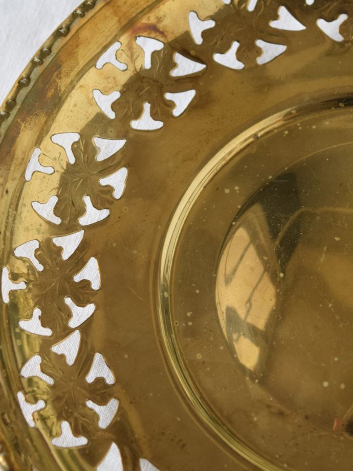 アンティーク真鍮製のプレート