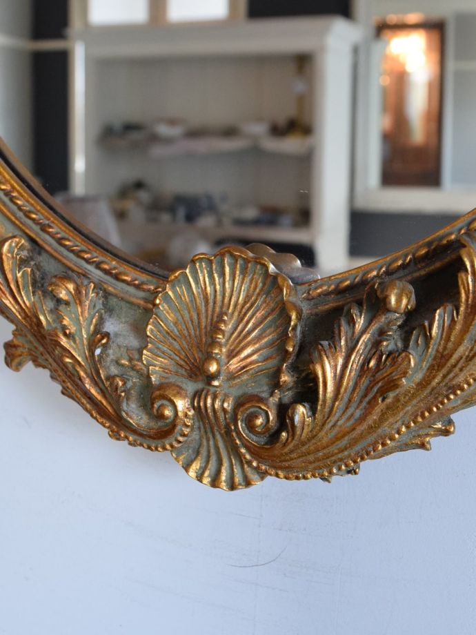 【アンティーク】ドイツ　陶器製 天使装飾ミラー フランスから届いたアンティークの鏡、天使の装飾が施された