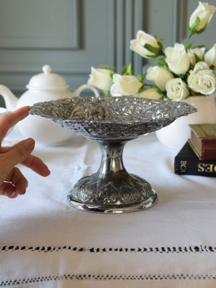 アンティークのおしゃれな食器