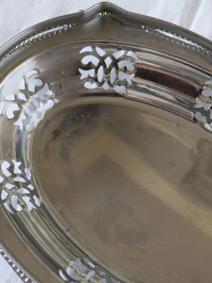 英国アンティークのシルバーバスケット