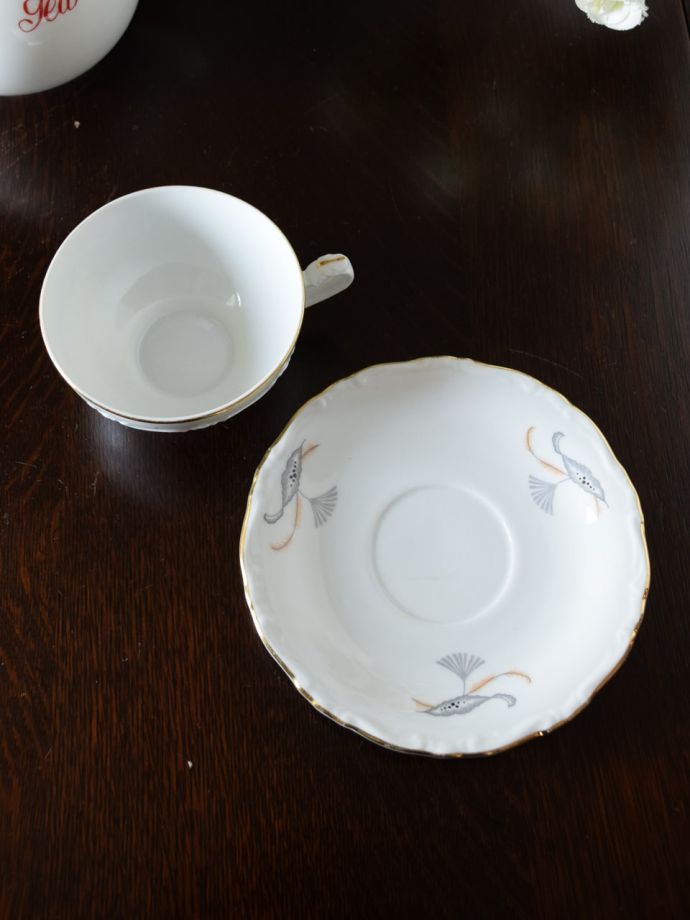 英国アンティークのおしゃれな食器