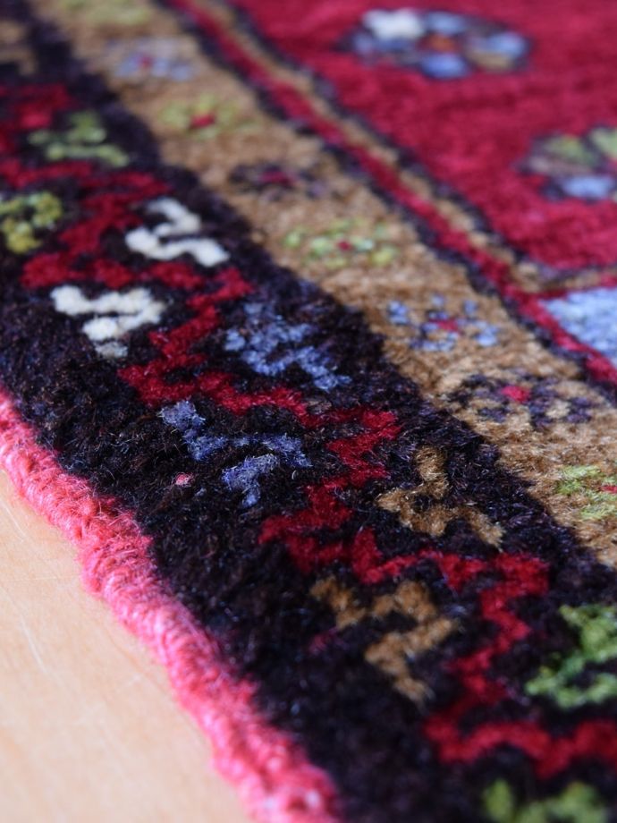 ヴィンテージのトライバルラグ