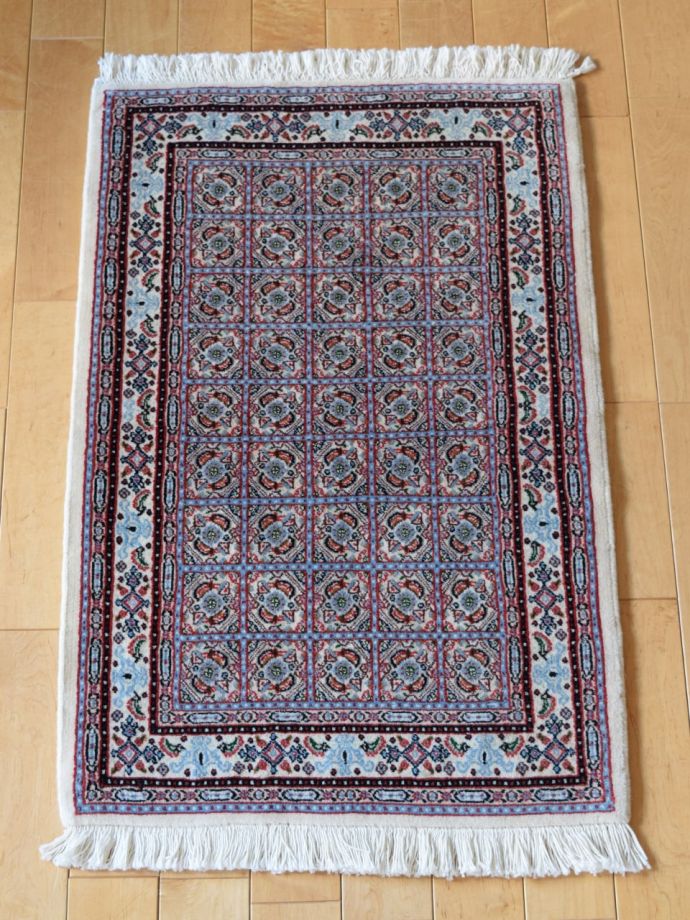 おしゃれな絨毯