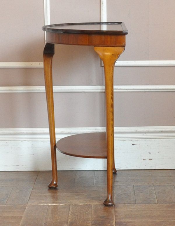 アンティークのテーブル　アンティーク家具　英国デザインのアンティーク家具、ハーフムーンのコンソールテーブル。グルッと180度。(m-508-f-1)