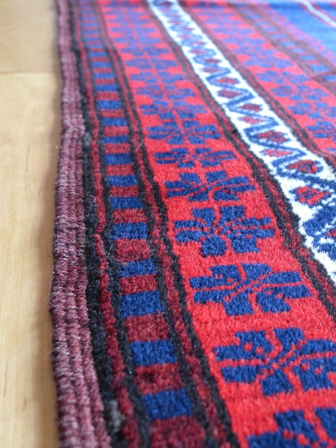 ヴィンテージのトライバルラグ