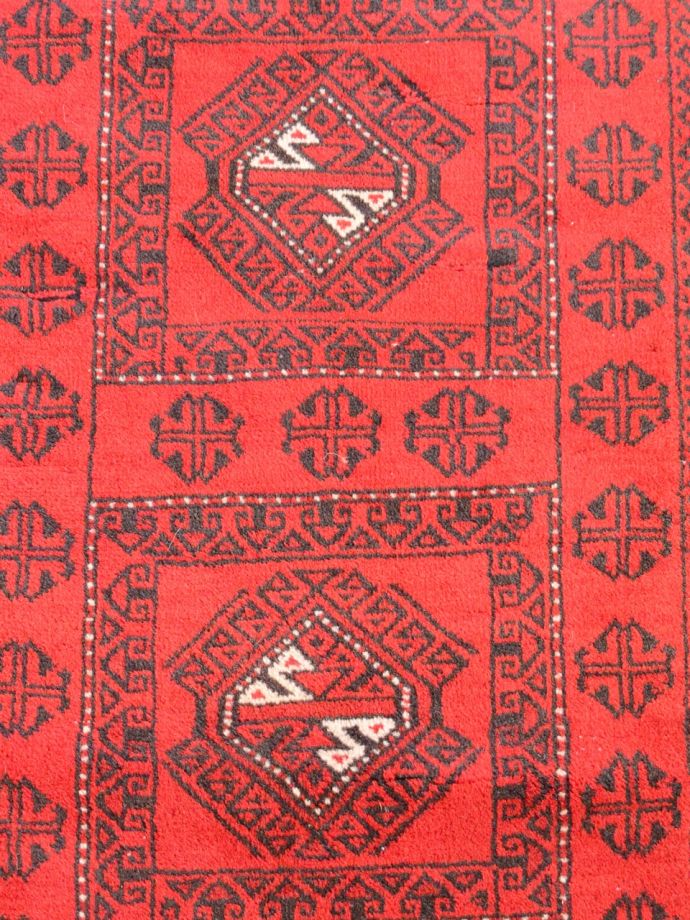 1点もののビンテージ絨毯