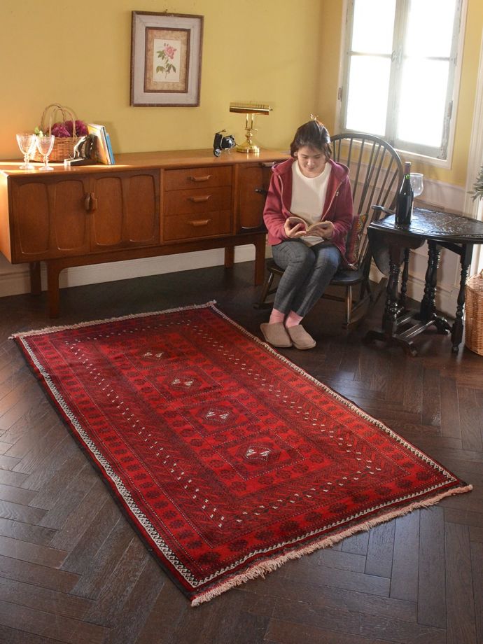 ビンテージのおしゃれな絨毯