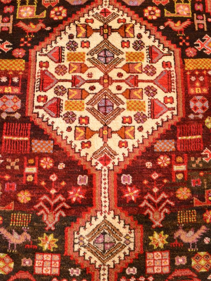 1点もののビンテージ絨毯