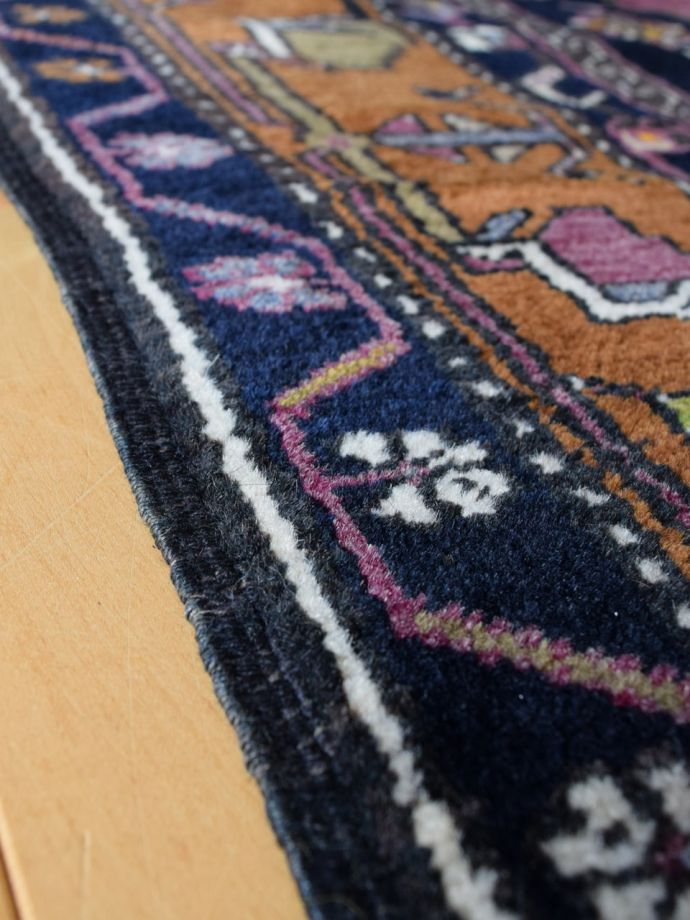 ヴィンテージのトライバルラグ