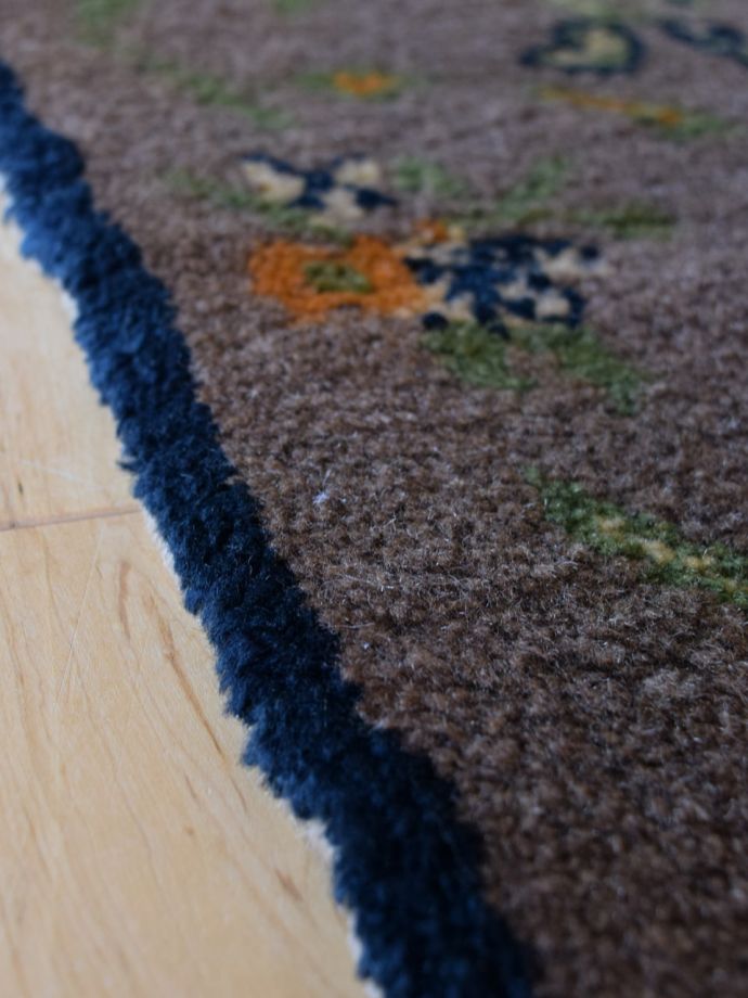 ヴィンテージのトライバルラグ