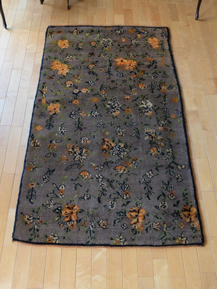 おしゃれなビンテージ絨毯