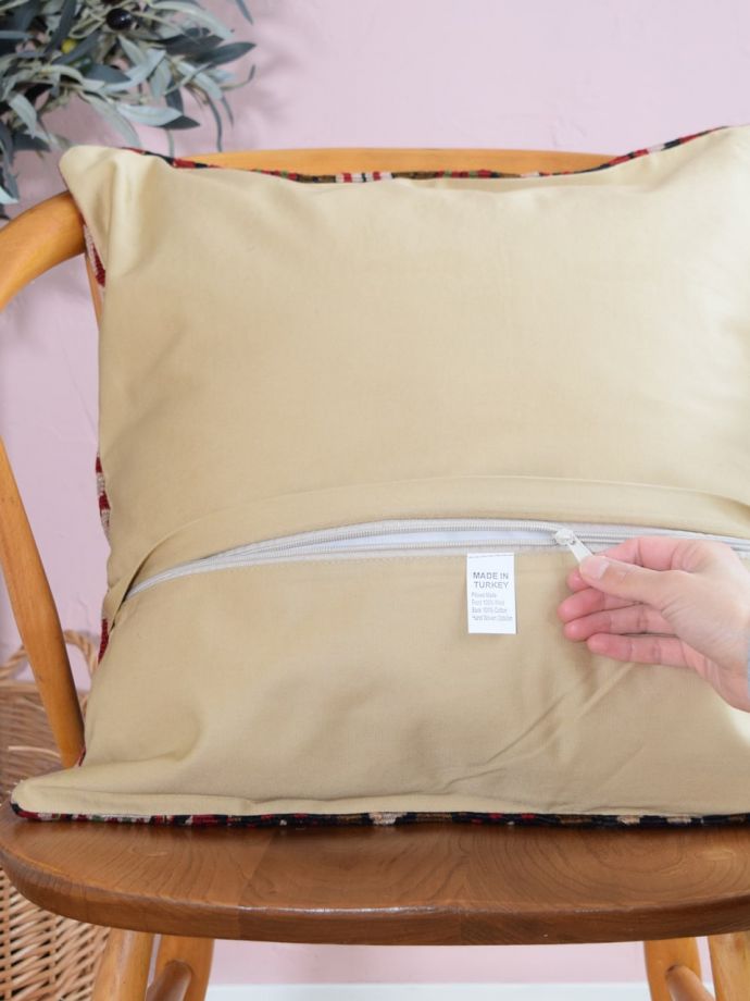 オールドキリムのクッションカバー