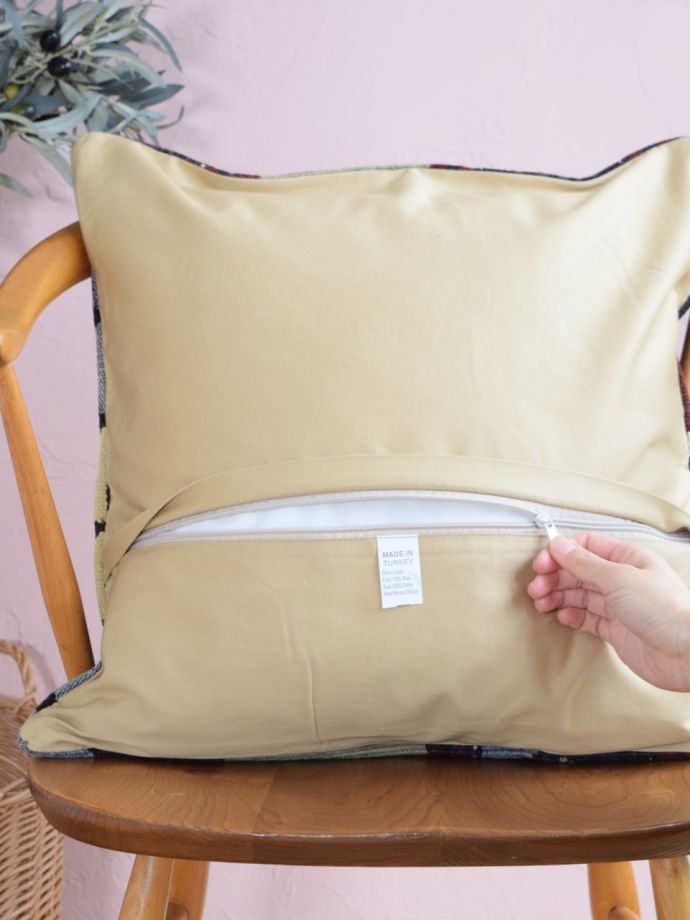 オールドキリムのクッションカバー