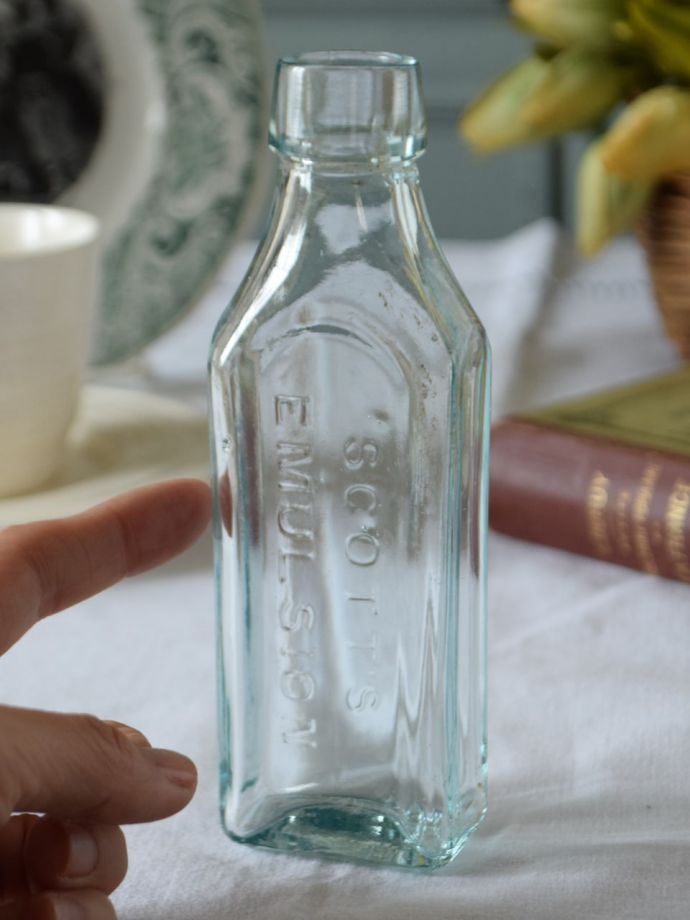 アンティークのガラス雑貨