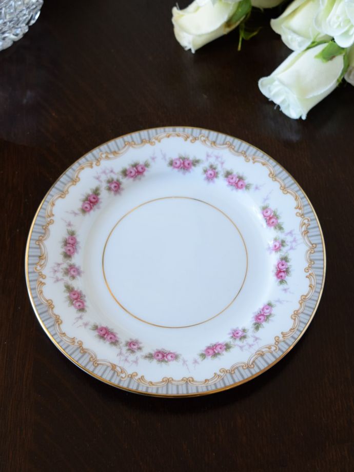 アンティーク　プレート　手描き　金彩　 薔薇　オーストリア アンティーク プレート 手描き 金彩 Royal 薔薇 オーストリア