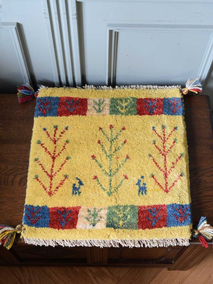 座布団サイズのギャッベ