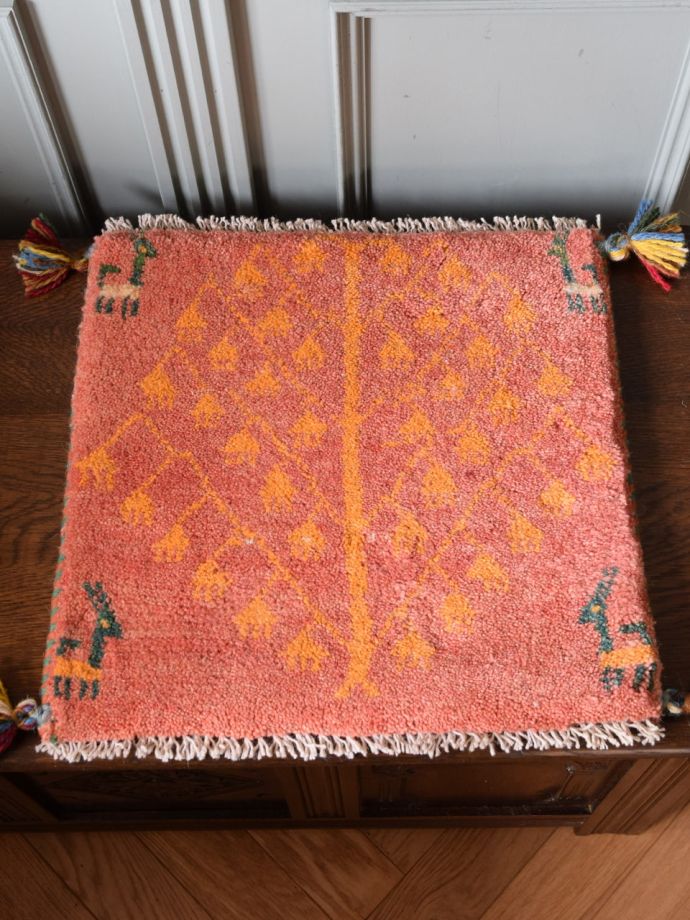 座布団サイズのギャッベ