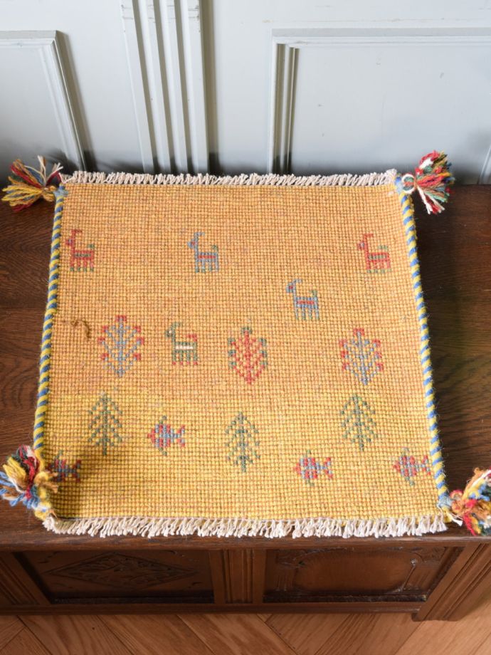 ギャッベの裏面