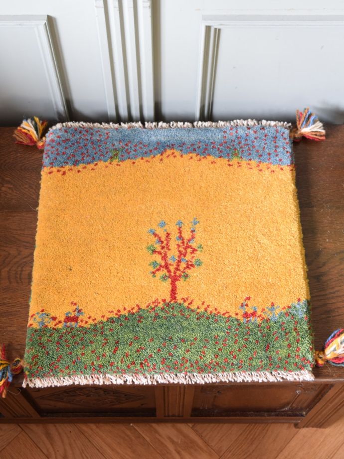 座布団サイズのギャッベ