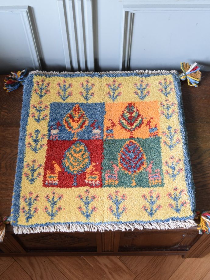 座布団サイズのギャッベ