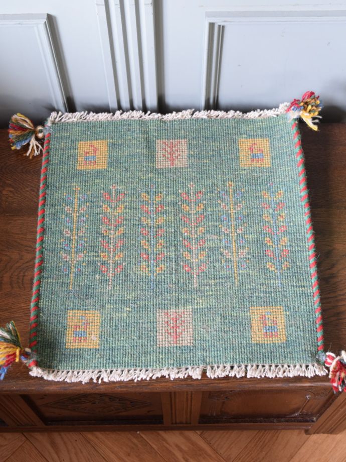 ギャッベの裏面