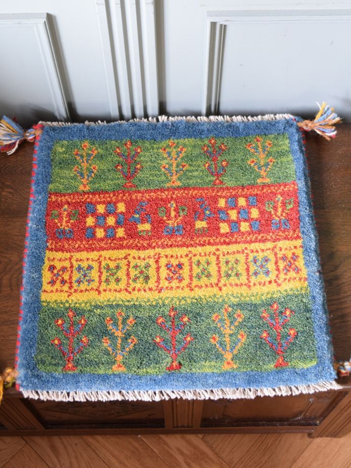 座布団サイズのギャッベ