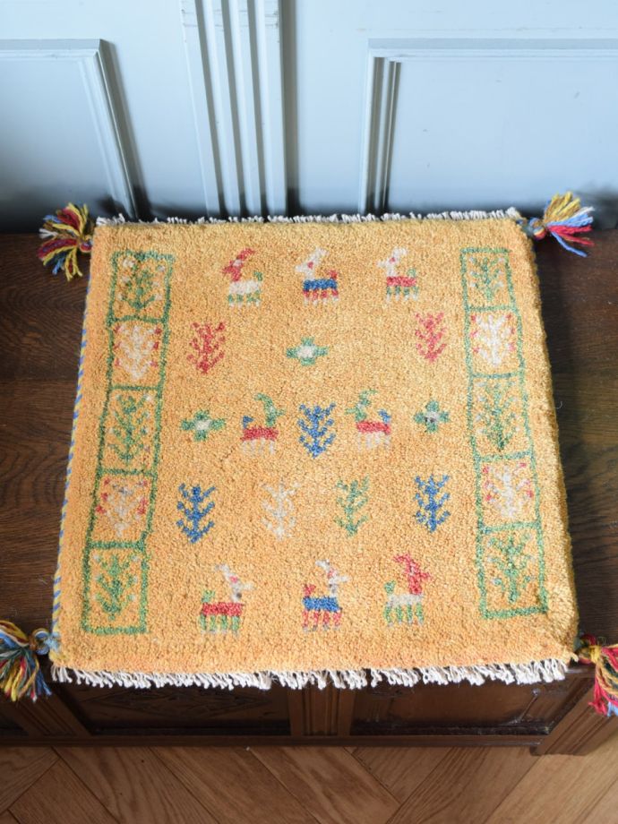 座布団サイズのギャッベ