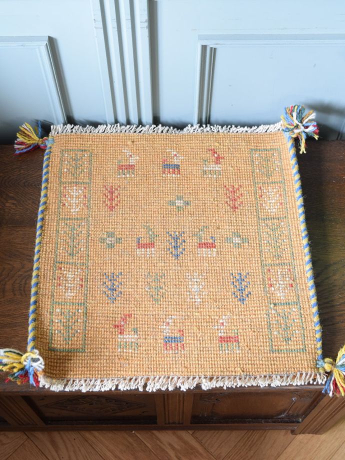 ギャッベの裏面