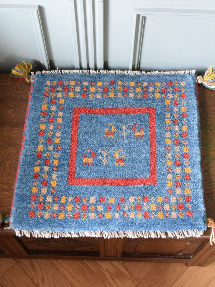 座布団サイズのギャッベ