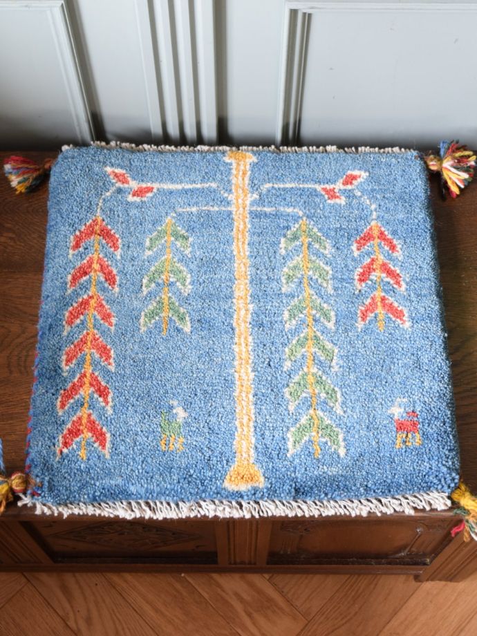 座布団サイズのギャッベ