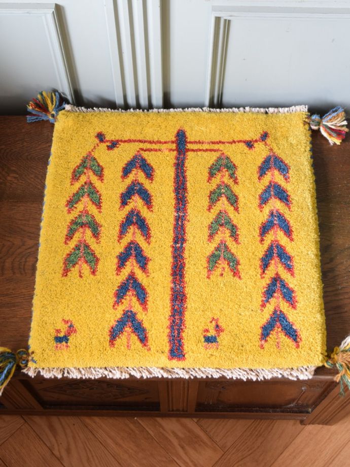 座布団サイズのギャッベ