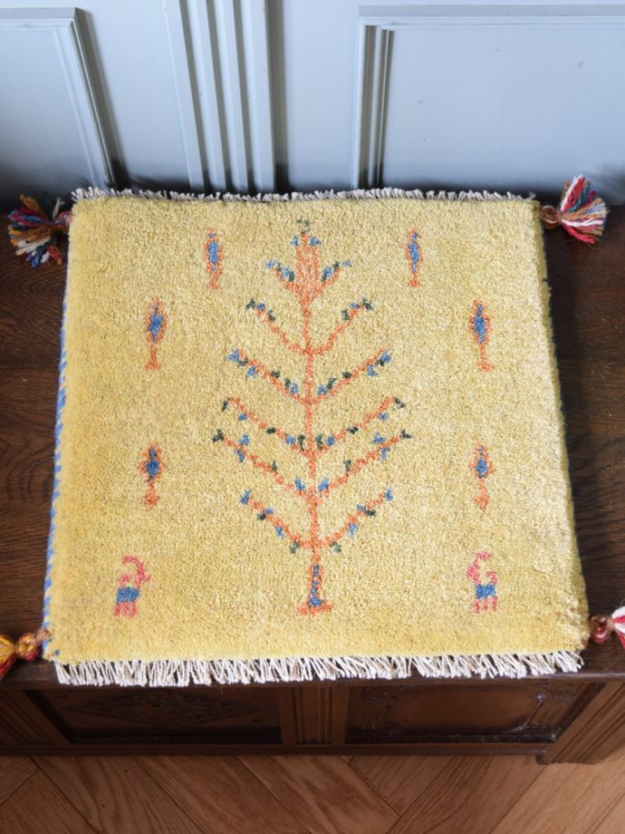 座布団サイズのギャッベ